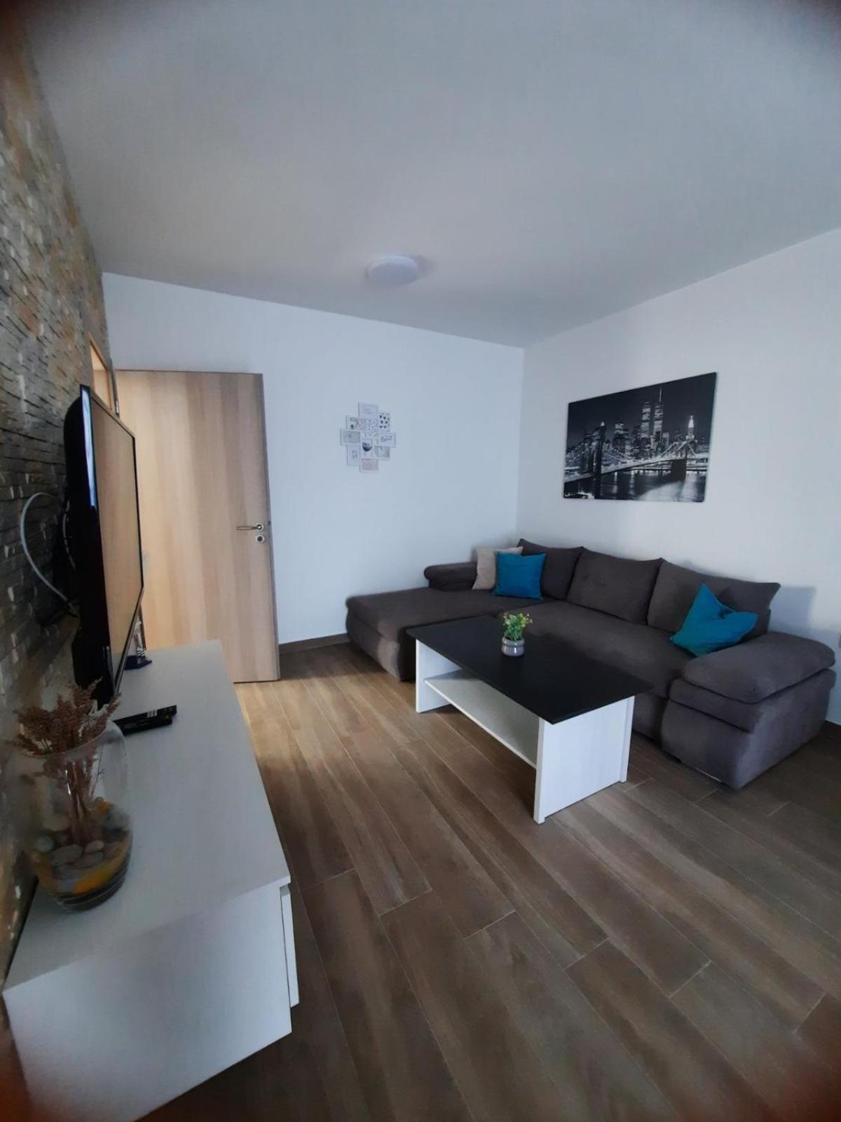 Apartmani Gabrijel Novi Vinodolski Exterior photo